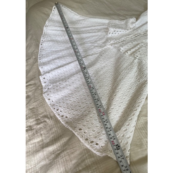 Banana Republic embroidered peplum dress - Picture 8 of 11